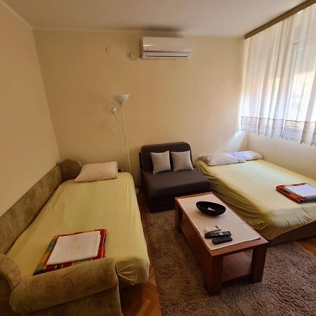 City Centar Apartment Tivat Ngoại thất bức ảnh