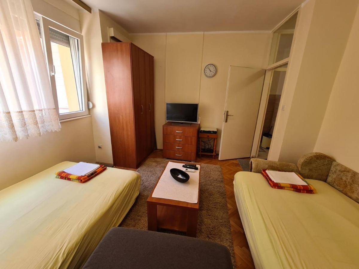 City Centar Apartment Tivat Ngoại thất bức ảnh