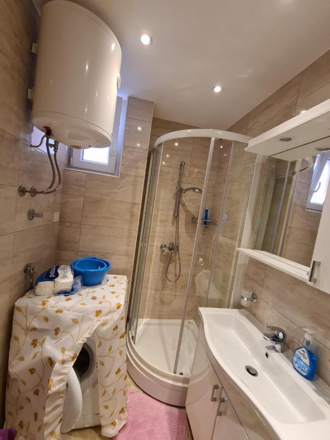 City Centar Apartment Tivat Ngoại thất bức ảnh