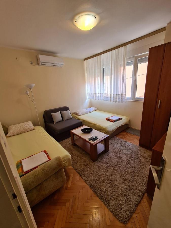 City Centar Apartment Tivat Ngoại thất bức ảnh